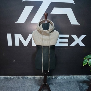 Balaclava unisexe en tricot beige avec cordons de serrage pour usage extérieur, circonférence de tête 54-56 cm - Product Image 1