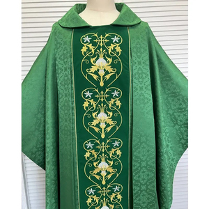 Chasuble en Tissu Jacquard Vert Brodé Or, Vente en Gros, Nouveau Design 2026, Sur Mesure, Haute Qualité - Product Image 3