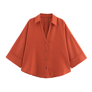 Blusas y Camisas Casuales de Moda para Mujer con Cuello Vuelto, Botones y Hombros Caídos - Product Image 1