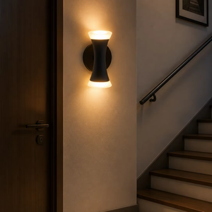 Lampe murale LED Lumetal Vietnam, ampoule E26 + LED 5W CRI≥80 CT 3000K, matériau : métal + acrylique, hauteur 38cm, indice de protection IP65, extérieur, AC 230V - Product Image 1