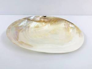 Plato decorativo contemporáneo y elegante con detalles de nácar para restaurantes boutique, eventos y regalos corporativos de Vietnam - Product Image 2