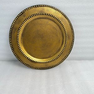 Assiette de présentation en fer de qualité supérieure avec finition dorée antique pour la décoration de table de mariage et la présentation de dîner de luxe - Product Image 6