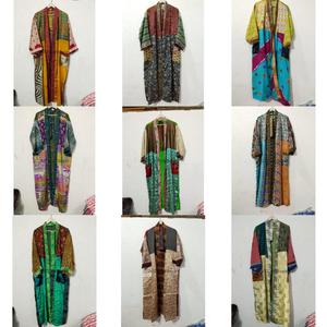 ชุดกิโมโนหรูหราสไตล์โบฮีเมียนแบบเกียวโต ผ้าไหมเนื้อนุ่ม ชุดคลุมสไตล์ญี่ปุ่นสุดหรู ชุดเดรสเจ้าสาวแบบพลิ้วไหว คอวี ปิดด้วยเชือกผูก - Product Image 1