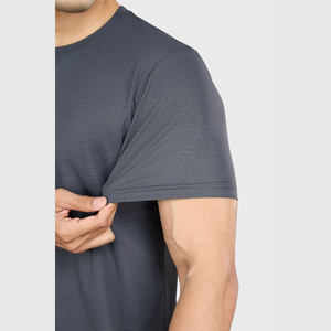เสื้อยืดออกกำลังกายผู้ชายผ้าฝ้าย 100% แห้งเร็ว ป้องกันรังสียูวี สกรีนโลโก้ตามสั่ง ขายส่ง - Product Image 3