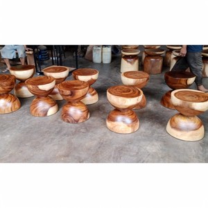 Taburete de madera maciza de Suar hecho a mano, mesa auxiliar de madera de Monkey Pod seca al horno, mesa auxiliar redonda con forma de reloj de arena para sala de estar - Product Image 5