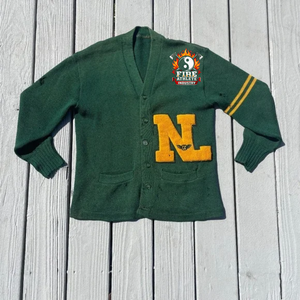 Cárdigan transpirable de manga larga con letras, elegante y sencillo, ideal para fabricantes de ropa femenina. - Product Image 1