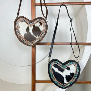2025 Western coeur en forme de cuir de vachette sacs à bandoulière fabriqués à la main Floral usiné Design à la mode luxe femmes sacs à bandoulière - Product Image 4