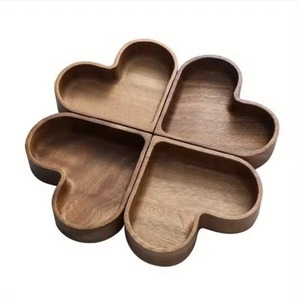 Plateau en bois en forme de fleur, parfait pour servir des salades, des fruits, des collations, élégant plateau en bois, idéal pour un panier-cadeau, fabriqué en Inde. - Product Image 1