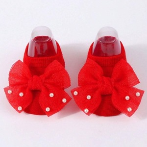 Chaussettes pour bébé roses avec nœud et perles, tricotées, antidérapantes, décontractées, pour nouveau-né, printemps, respirantes, en coton biologique - Product Image 5