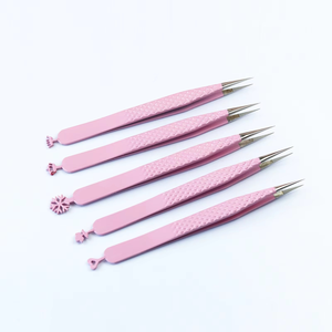 Pinzas Profesionales para Extensión de Pestañas con Puntas de Fibra para un Agarre Perfecto, Nunca se Resbalan Incluso con Pestañas de 0.03mm, 75 Grados - Product Image 5
