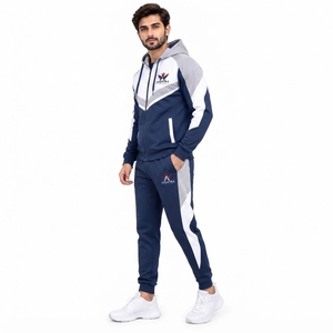 Nuevo diseño de chándal elegante para hombre, confeccionado con tela cómoda y costuras duraderas que ofrecen movimiento fácil y un acabado suave. - Product Image 4