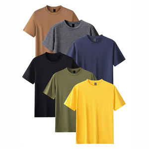 เสื้อยืดคอกลมแขนสั้นสีเขียวสำหรับผู้ชาย ทรงปกติ ผ้าถัก สีพื้น แบบเรียบง่าย - Product Image 6