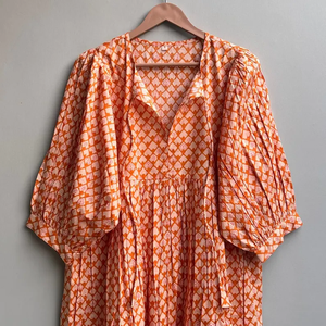 เดรสลำลองผู้หญิง ผ้าทอ 100% คอตตอน สีพื้น/เรียบ แขนสั้น เอวทรงเอ็มไพร์ ทรงเบบี้ดอลล์ โอเวอร์ไซส์ คอวี ทรงหลวม ใส่ได้ทุกวัน - Product Image 1