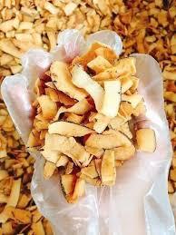มะพร้าวอบกรอบรสหวานน้อยนิดน้ำหนักเบา สำหรับผู้ซื้อขายส่ง ผู้จัดจำหน่ายอาหาร ผู้นำเข้า สั่งซื้อจำนวนมาก และจัดหาสินค้าส่งออกจากเวียดนาม - Product Image 4