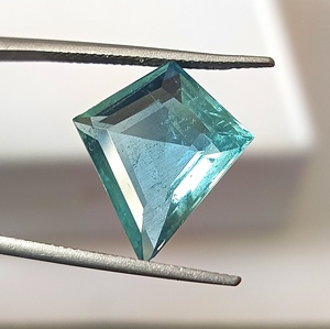 Piedra Preciosa Suelta de Aguamarina Santa María Azul Claro Natural de 7.55 Quilates, Forma de Cometa Facetada, 6x7.8x6.3mm, Translúcida - Product Image 5