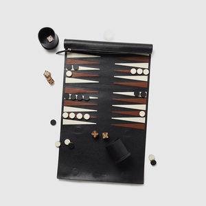 Jeu de backgammon en cuir pliable et portable, format voyage, avec dés et coupelles, unisexe, marron - Product Image 4
