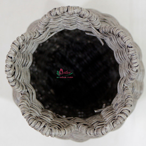 Jarrón de Plástico Hecho a Mano con Forma de Trompeta, Decoración Rústica para Mesa con Diseño Floral - Product Image 3