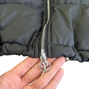 Chaqueta Acolchada Bordada Personalizada para Niños, Unisex, Ropa de Calle de Invierno, Cierres Metálicos Personalizados, Capucha Desmontable, Impermeable - Product Image 4