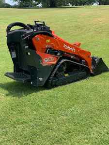 รถตักล้อยางขนาดเล็ก Kubota SCL 1000 รุ่นใหม่ เครื่องยนต์ดีเซล กำลัง 75 กิโลวัตต์ สำหรับงานก่อสร้างในฟาร์มและการขนย้ายวัสดุก่อสร้าง - Product Image 6