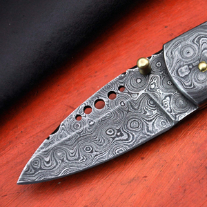 Cuchillo de Caza de Acero de Damasco con Hoja de Punta Caída y Mango de Madera con Funda de Cuero, OEM Disponible - Product Image 4