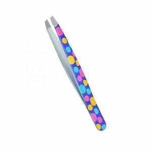 Pinzas Quirúrgicas de Precisión Morje de Acero Inoxidable para Pestañas, Punta Lisa, Opciones Dentadas/Serradas, Diseño a Cuadros, Mango Azul - Product Image 5