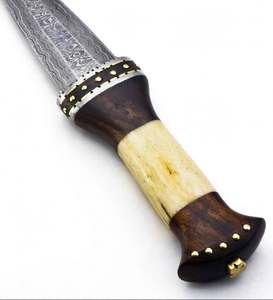 Cuchillo artístico de hoja fija de acero de Damasco forjado a mano con mango adornado con hueso y palisandro - Product Image 3