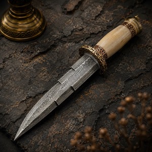 Cuchillo Bowie Recto de Acero Inoxidable D2 Hecho a Mano OEM con Punta Caída |   Cuchillo de Supervivencia Fijo de Grado Industrial de 14 Pulgadas con Mango de Madera para Exteriores - Product Image 2