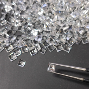 Topacio Blanco Natural de 4MM, Corte Cuadrado Escalonado, Gemas Sueltas de la Mejor Calidad para Joyería - Product Image 1