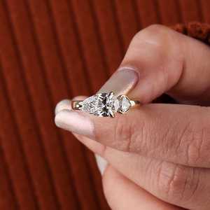 Anillo de Diamante Cultivado en Laboratorio de 1.51CT con Corte de Pera y Corazón, Anillo Sorpresa para Mujer, Oro Sólido de 14K, Joyería Moderna para Regalo de Compromiso para Enamorados - Product Image 1