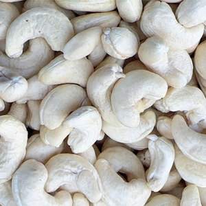 Vietnam Factory Raw Cashew <b>Nuts</b> WW180, WW240, WW320, LP, WS Cashew <b>Nuts</b> Roasted Cashew <b>Nuts</b> Customer OEM ODM Requirement - Product Image 1