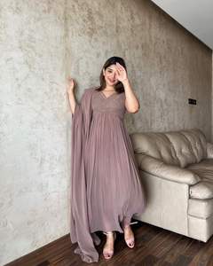 ชุดอานาร์กาลีผ้าจอร์เจตต์งานปักสวยงามสไตล์อินเดีย-ปากีสถาน สำหรับงานปาร์ตี้ งานแต่งงาน หรือใส่ลำลองแบบดั้งเดิมสำหรับผู้หญิง - Product Image 4