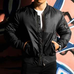 Chaqueta de Cuero Esprit para Hombre, Estilo Bomber, Corte Ajustado, Multibolsillos, Cierre de Cremallera, Cálida y Moderna - Product Image 2