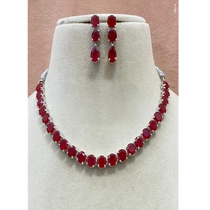 Ensemble collier et boucles d'oreilles en laiton plaqué argent de qualité supérieure, serti de zircon, pour femmes, tendance, cadeau de mariage, à porter pour les fêtes - Product Image 2
