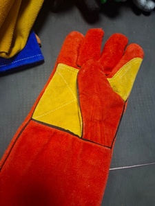 Hot Selling High Quality Breathable Eco-Friendly Cut Proof Welding Leather <b>Gloves</b> Vintage Sports Safety Custom Design - Product Image 3