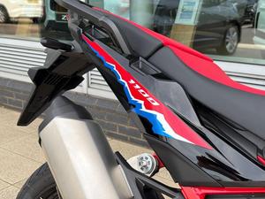Nueva llegada de alta calidad: Modelos de motocicleta 25YM CRF1100L Africa Twin OEM DIY de acero y plástico - Product Image 3