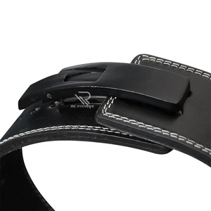 Cinturón de Levantamiento de Pesas Negro Premium de 10 mm y 13 mm con Hebilla de Cuero Vacuno de Alta Resistencia para Entrenamiento de Fuerza, Fitness y Culturismo - Product Image 3