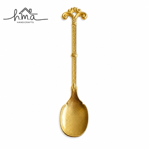 Cuillère en laiton artisanale finition or, bol ovale avec poignée gravée, découpe ronde, style vintage, ustensile de table - Product Image 4