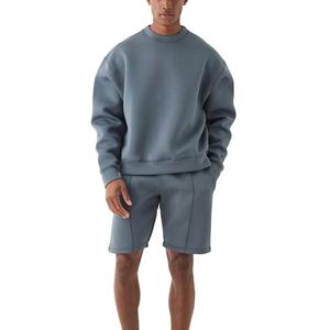 Conjunto de Sudadera y Pantalones Cortos Deportivos Extra Grandes para Hombre, Estilo Holgado, con Estampado DTG y Serigrafía - Product Image 1