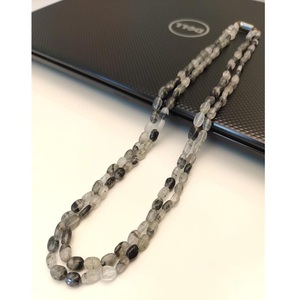 Ensemble de colliers en perles de laurite de qualité supérieure, exquis et raffinés, pour femmes, collection pour occasions spéciales - Product Image 1