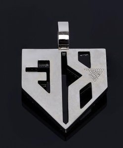 Pendentif Dvars Diamond RG Shield personnalisé en argent 925 plaqué rhodium, moissanite taille brillant sertie griffes, style Hip Hop pour homme, usage quotidien - Product Image 3