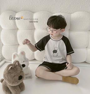 Ensemble de vêtements pour enfants en gros – Pyjamas en coton doux, tenues d'intérieur, t-shirts et shorts respirants pour tout-petits garçons - Product Image 1