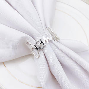 Los servilleteros metálicos BISMILLAH añaden equilibrio y elegancia a la mesa, creando momentos de comedor memorables a través de una presentación refinada. - Product Image 6