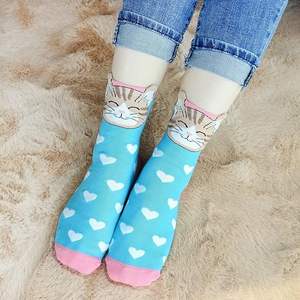 Chaussettes décontractées 100 % coton personnalisées - Séchage rapide, absorbantes, écologiques, antibactériennes, antidérapantes, motif dessin animé, pour l'hiver - Product Image 4