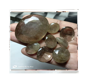 อะความารีนสีเขียวธรรมชาติขัดเงา รูปทรงประณีต ประดับด้วยสีทอง  รูปทรงปรับแต่งได้ สำหรับการทำสมาธิ การบำบัดทางจิตวิญญาณ BAITHU - Product Image 1
