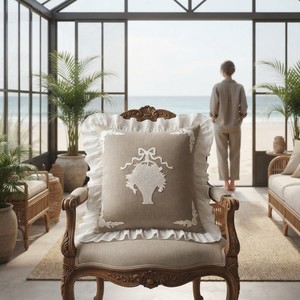 Housse de coussin brodée en lin beige à motif floral, avec volants, pour canapé, lit, salon, décoration intérieure de luxe - Product Image 1