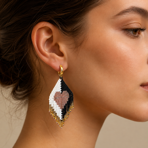 Pendientes Colgantes Boho de Aro Dorado con Borlas de Cuentas Hechas a Mano y Diseño de Corazón para Fiesta, para Mujer - Product Image 4