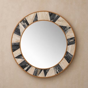 Modern Artisan Made Customized Bone Inlay Round Wall Decor <b>Mirror</b> Frame for Home Wedding in India - Product Image 3