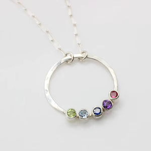 Collier personnalisé multi-pierres de naissance pour la famille, en argent sterling et plaqué or, bijoux sur mesure, fournisseur en gros - Product Image 1