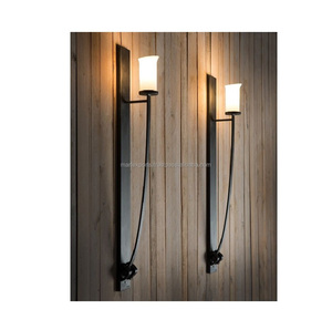 Support de bougie vintage moderne de luxe fait main en métal écologique, support de bougie chauffe-plat en fer pour centre de table de salle à manger, décoration festive pour la maison - Product Image 1