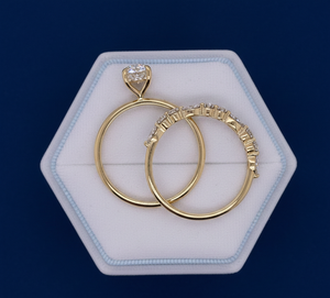 Bague de fiançailles solitaire en or jaune avec diamant ovale de 1,55 carat cultivé en laboratoire, certifié IGI VVS2 F, avec alliance assortie, vente en gros - Product Image 4